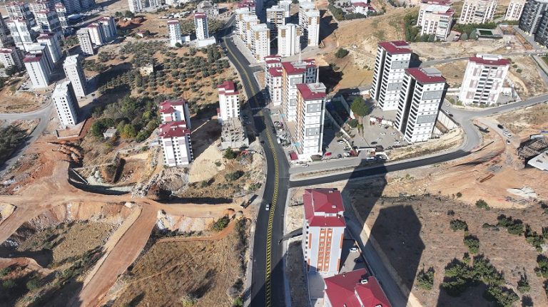Büyükşehir, Yamaçtepe’nin Ana Arterini Yenileyerek Hizmete Sundu