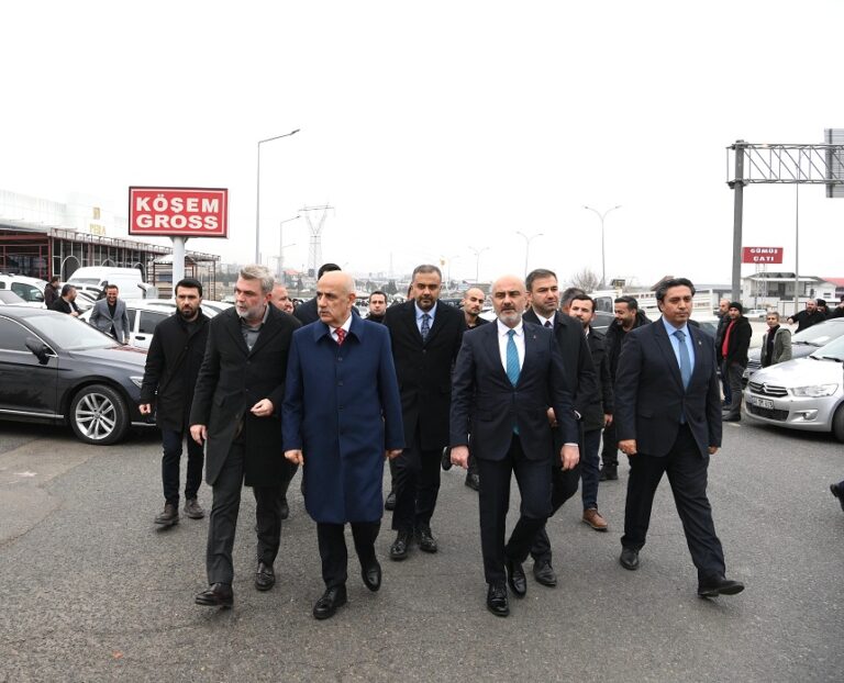 Görgel ve Kirişci, Galericiler Sitesi’nde Esnafla Buluştu