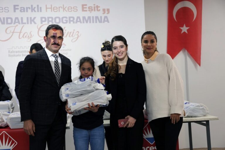 Çağlayanceritli Özel Çocuklar, Büyükşehir’in Etkinliğinde Gönüllerince Eğlendi