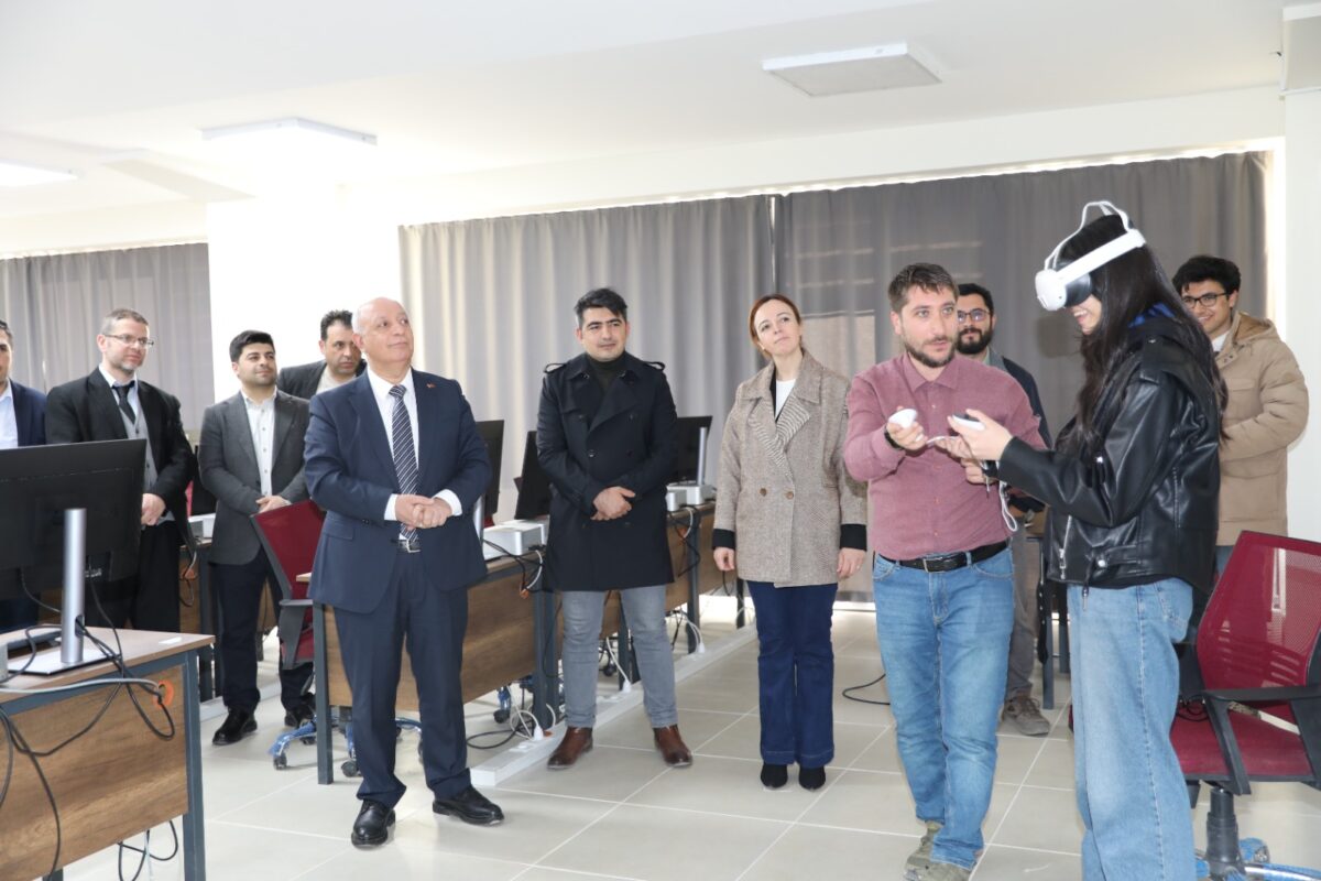 Genç Mühendis Adayları KİÜ’de Projelerini Paylaştı