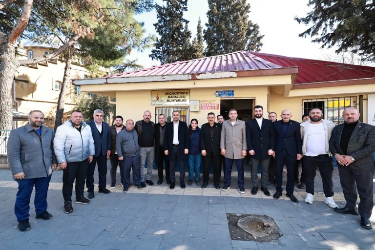 Başkan Toptaş’a Akçakoyunlu Mahallesi’nde yoğun ilgi