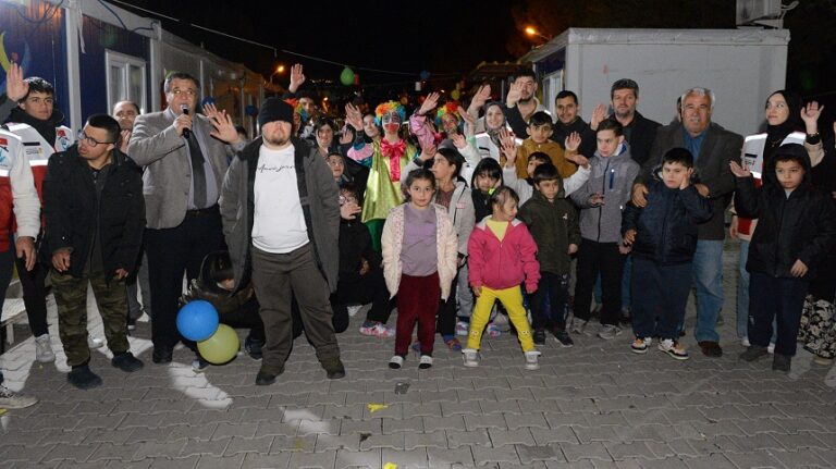 Kalpten Kalbe Bir Sofra; Down Sendromuna Sevgiyle Dokunuş