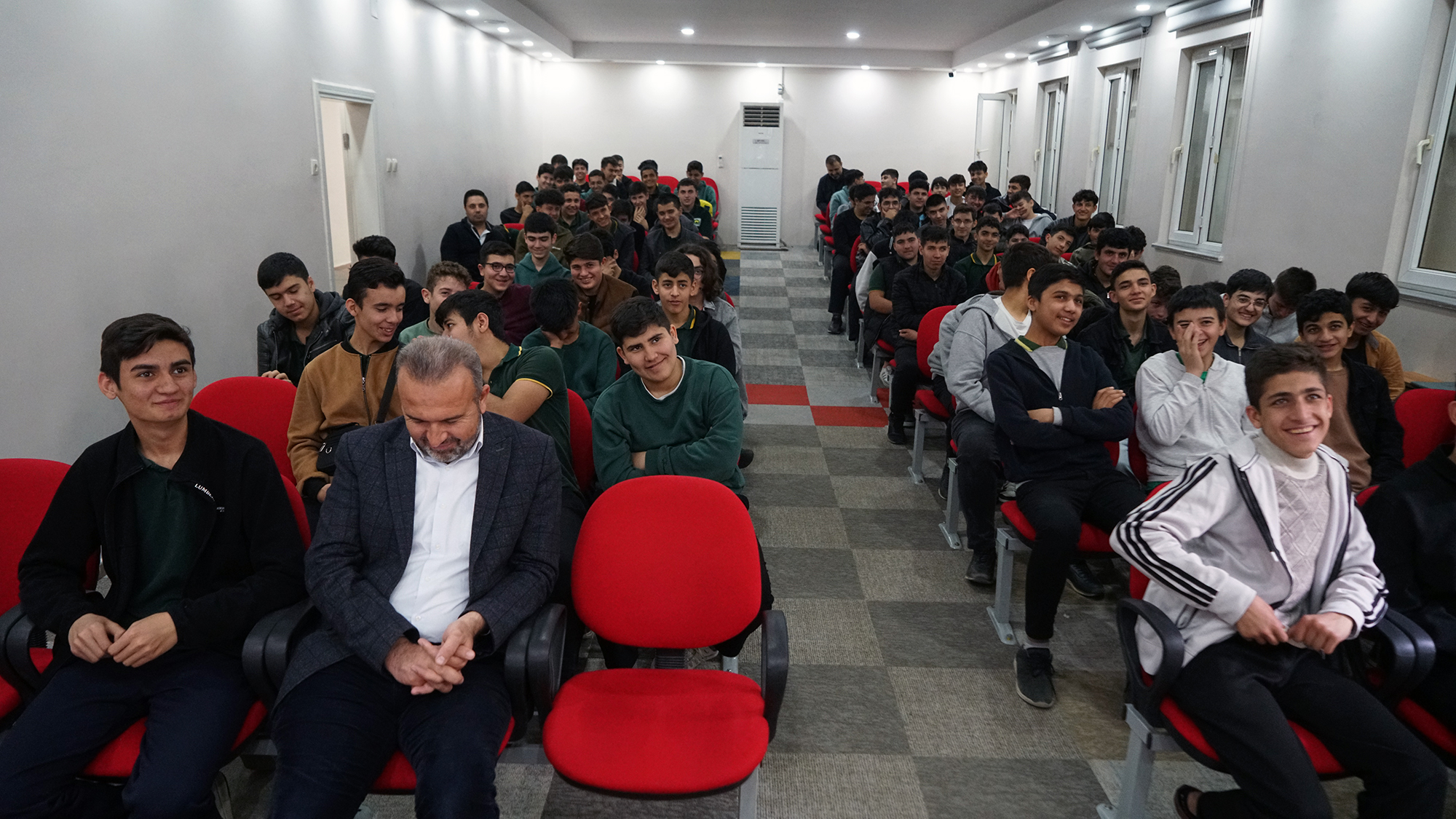 Büyükşehir’den Okullarda Ramazan’ın Ruhuna Edebiyatla Dokunuş