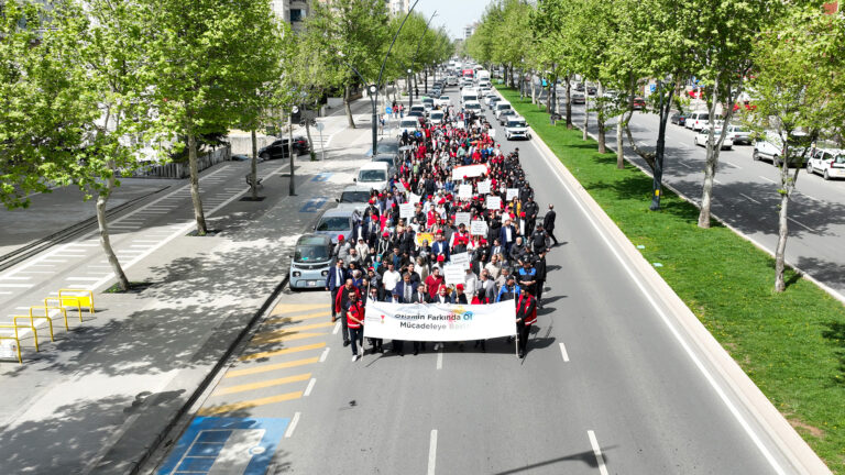 Farkındalık İçin Yürüdüler, Umutları Gökyüzüne Uçurdular