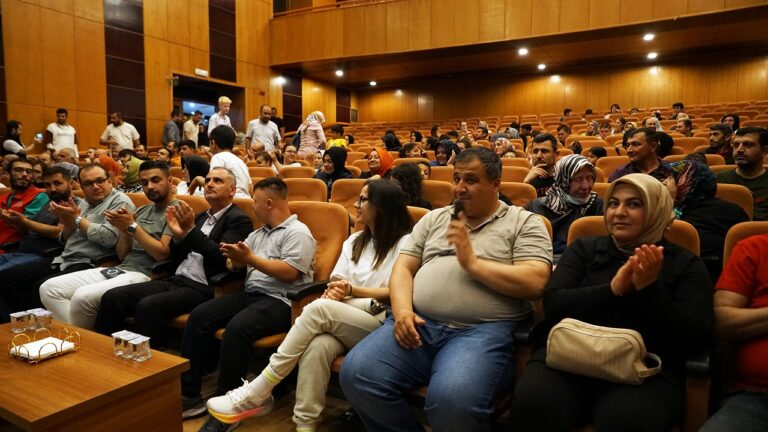 Engelleri Aşan Perde; Büyükşehir’den “Engelsiz Sinema” Keyfi