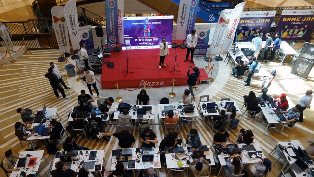 Teknoloji Tutkunlarını Buluşturan “Dijital Oyun Geliştirme Atölyesi” Başladı