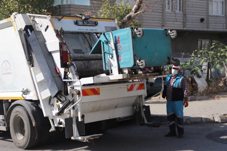 Kahramanmaraş’ta Bayram Temizliği İçin 7/24 Mesai Başladı