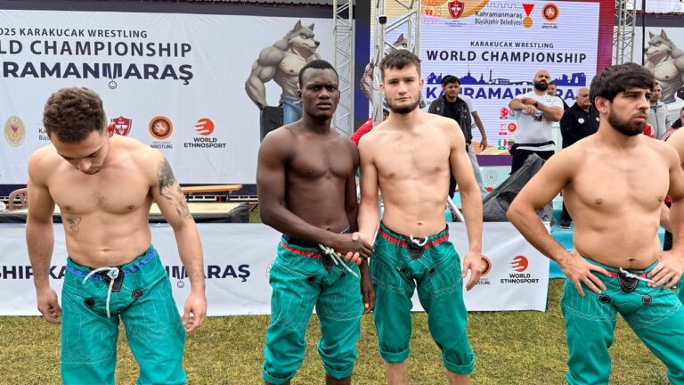 Güreşin Zirvesi Kahramanmaraş’ta; Dünya Karakucak Güreş Şampiyonası Başladı