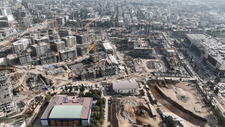 Yeni Konutların Altyapıları da Hızla İnşa Ediliyor