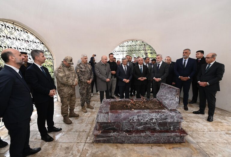 Sütçü İmam Vefatının 103. Yıl Dönümünde Kabri Başında Anıldı