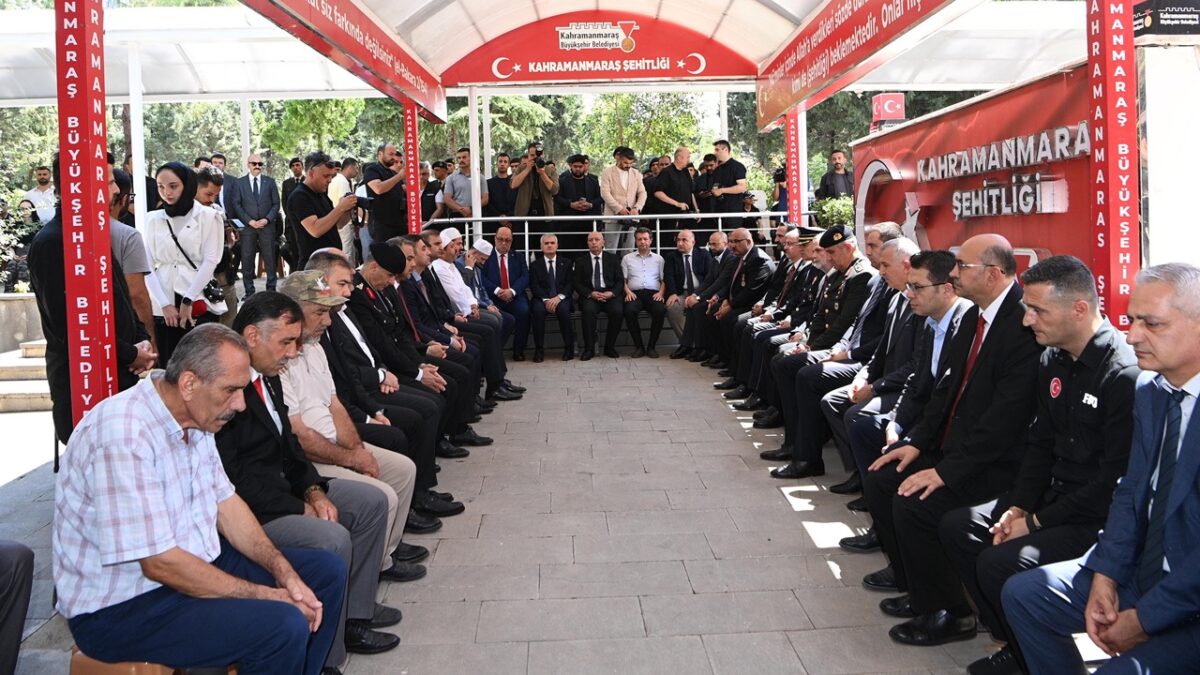 Demokrasi ve Milli Birlik Günü’nün 10’uncu Yılında Aziz Şehitlere Vefa