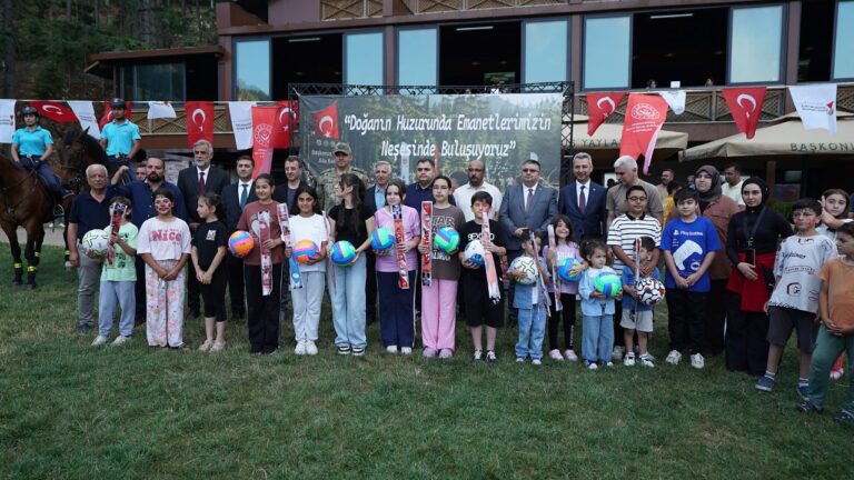 Şehit ve Gazi Çocuklarının Karne Sevinci Başkonuş’ta Yaşandı