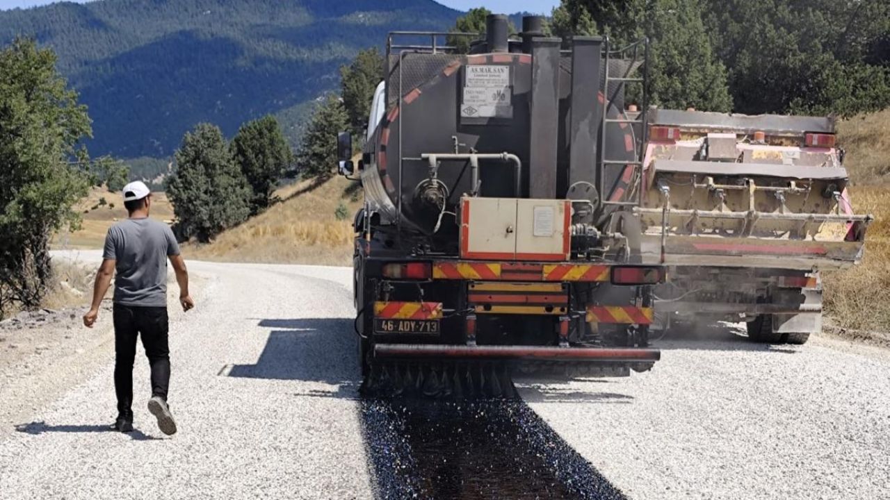 Büyükşehir, Andırın Kırsalında Ulaşım Konforunu Artırıyor