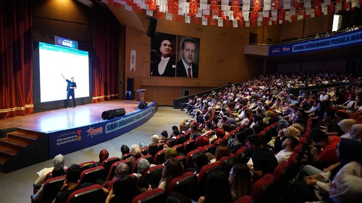 Büyükşehir’in KPSS Genel Tekrar Kampı Matematikle Başladı