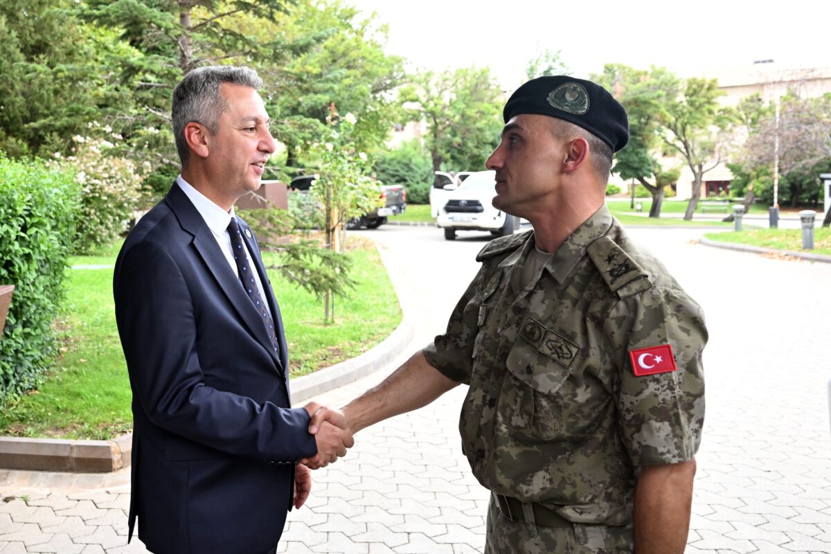 Garnizon Komutanı Tuğgeneral Hakan Kan’dan KSÜ’ye Ziyaret