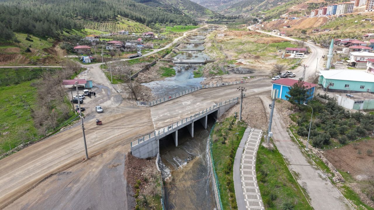 Büyükşehir’in Ulaşım Yatırımları Büyüyerek Sürüyor: 43 Köprü ve Menfez