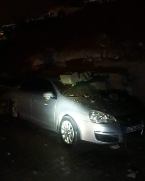Kahramanmaraş’ta istinat duvarı çöktü!