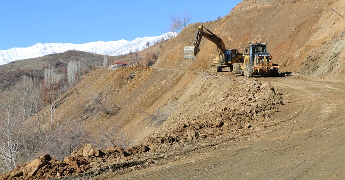 Kahramanmaraş Büyük Şehir Belediyesi yol yapım çalışmalarına devam ediyor!