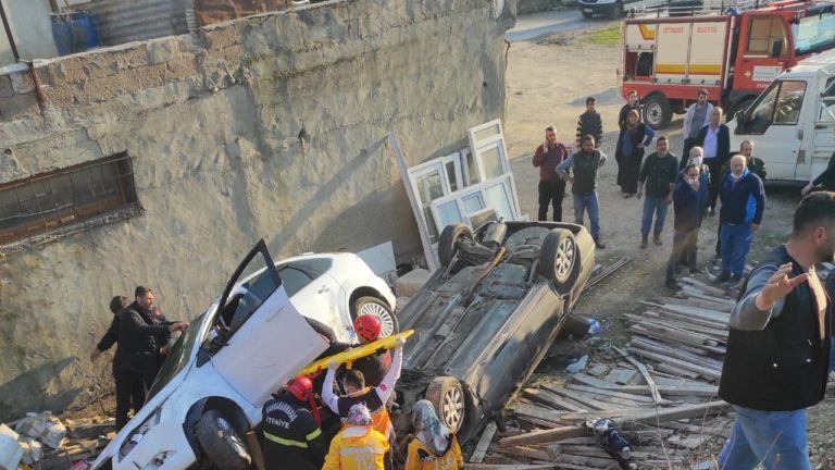 Kahramanmaraş’ta otomobil takla attı!