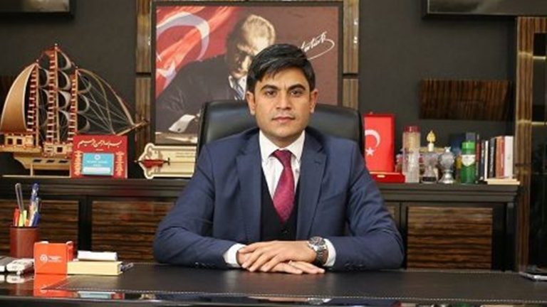 Kaymakam Abdulhamit Bağış’tan sınava girecek öğrencilere destek!