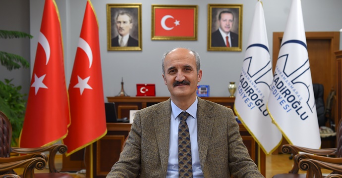 Başkan Okay, 12 Şubat Kurtuluş Günü mesaj yayınladı