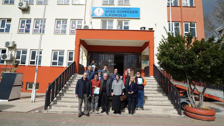 Büyükşehir Özel Gereksinimli Öğrencilerin Yanında