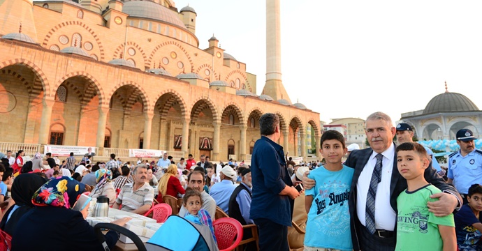 Başkan Mahçiçek’ten Regaip Kandili mesajı