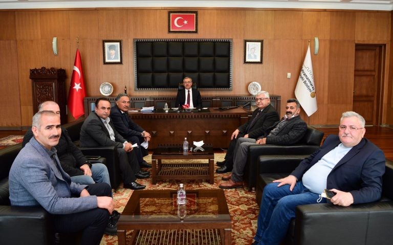 Başkan Güngör Muhtarlarla Bir Araya Geldi￼