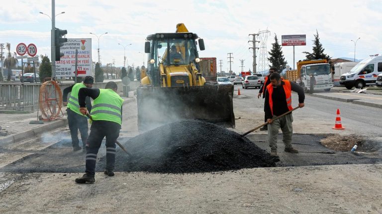 Büyükşehir Belediyesi’nden yağışların ardından hızlı hüdahale