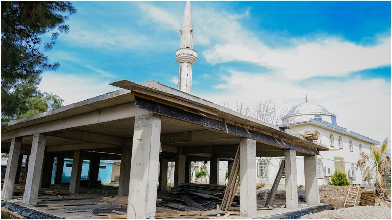 Dulkadiroğlu’ndan bir sosyal tesiste Erkenez’e