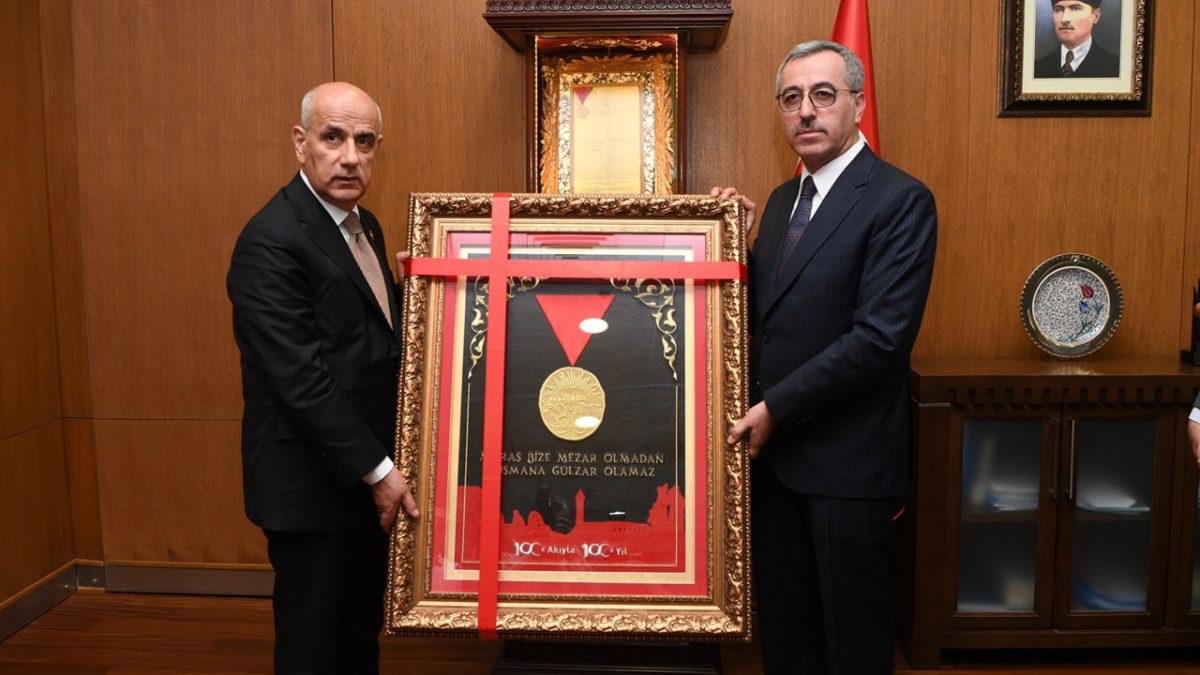 Başkan Güngör Bakan Kirişci’yi ağırladı