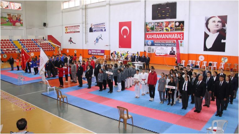 Anadolu Yıldızlar Ligi Karate grup müsabakaları tamamlandı!