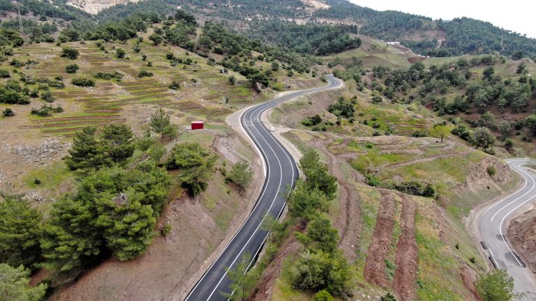 Kılavuzlu – Sarıçukur grup yolu yenilendi
