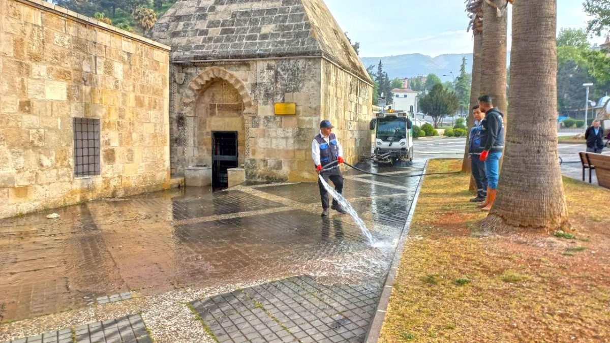 Büyükşehir Kenti Bayrama Hazırlıyor