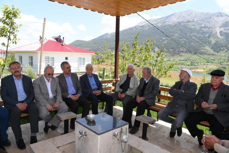 Başkan Güngör, Göksun’da Vatandaşların<br>Gönüllerine Misafir Oldu