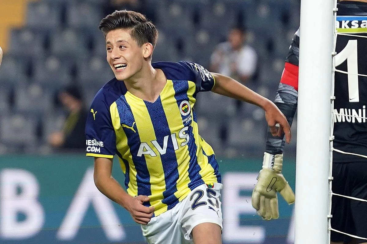 ARDA GÜLER’E YENİ SÖZLEŞME