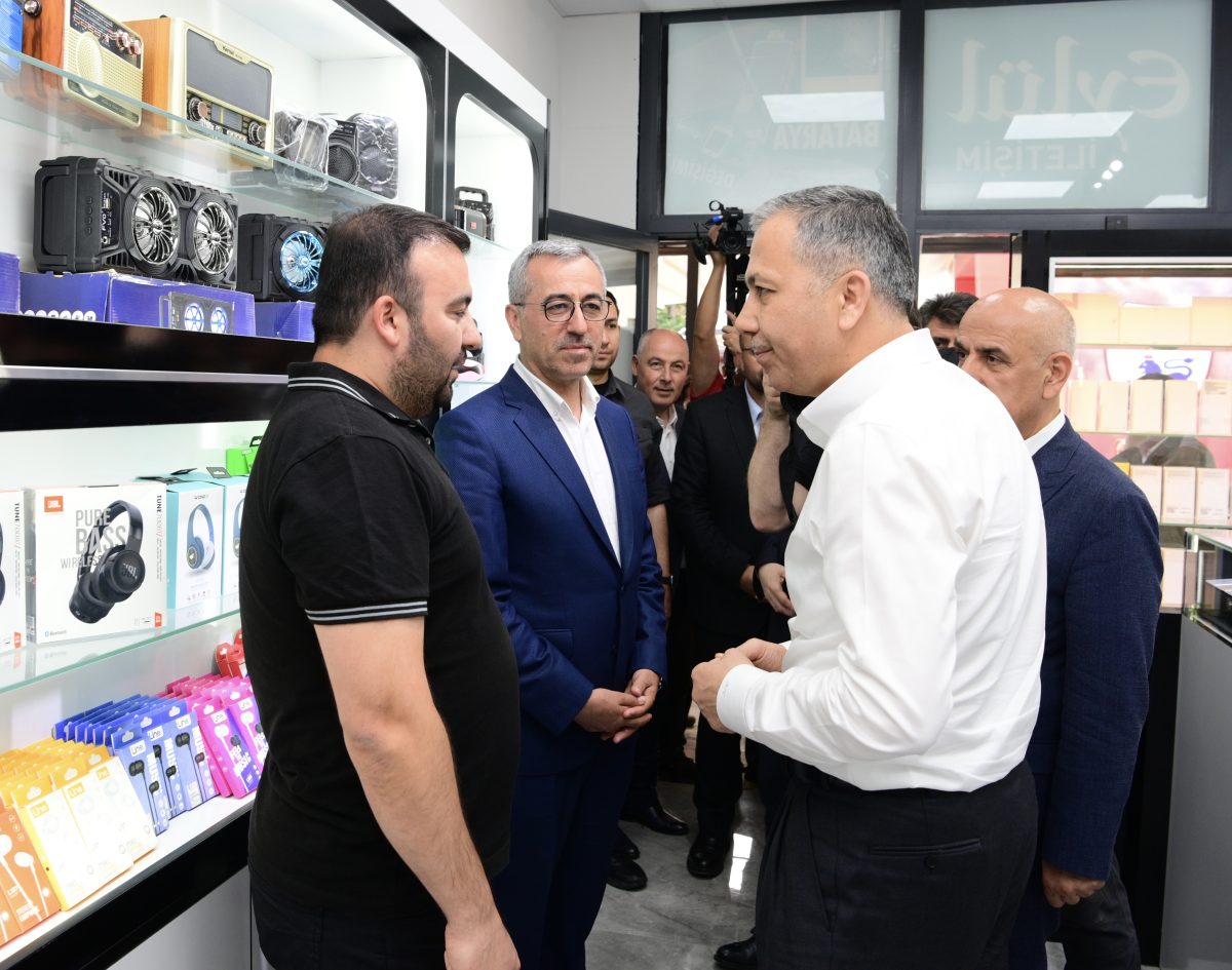 Bakan Yerlikaya; “Kahramanmaraş’a 110<br>Bin 681 Konut Yapılacak”