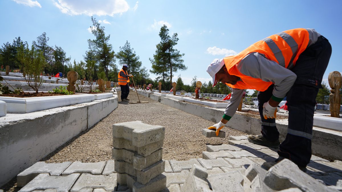 Kapıçam Şehir Mezarlığı’nın Ulaşımı<br>İyileştiriliyor