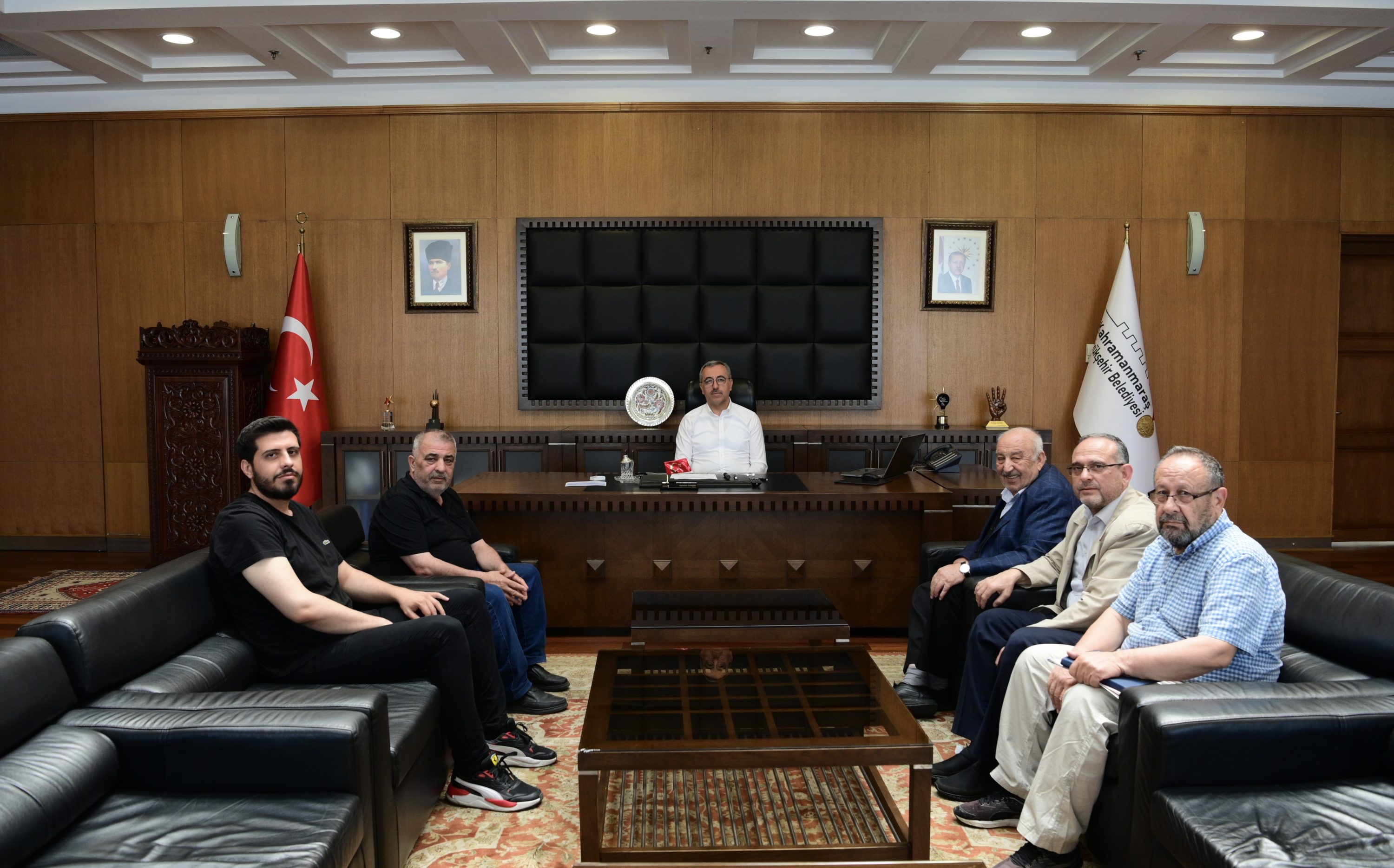 Başkan Güngör; “Daima Esnafımızın<br>Yanındayız”