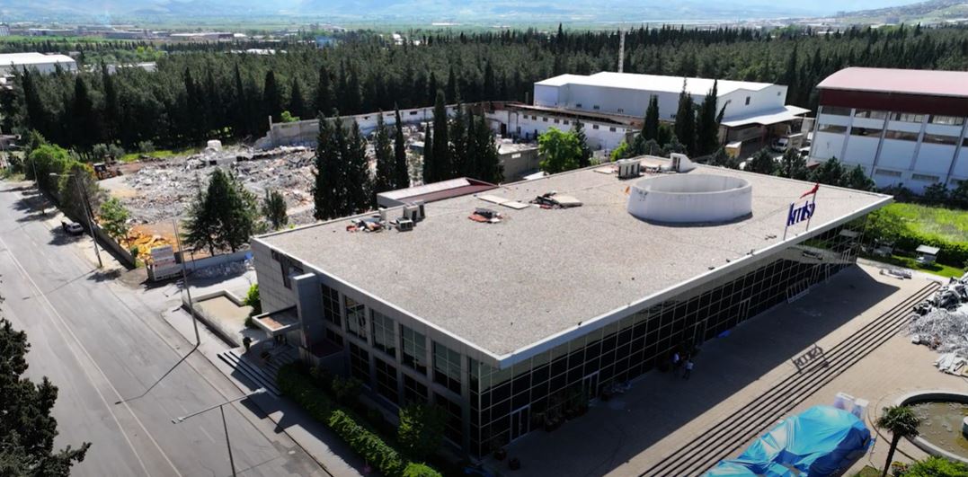 Kahramanmaraş’ta nitelikli işlere imza atan Mavlu Mimarlığın tasarladığı KMTSO tadilat ve yeniden işlevlendirme projesi yayınlandı!