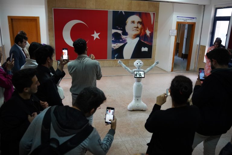 KSÜ’de Robot Cooperation “RoboCoop” Projesinin Tanıtımı