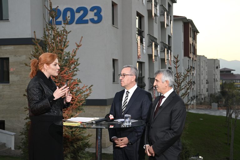 Güngör ve Ünlüer, Şehirdeki Son Durumu Canlı Yayında Anlattı