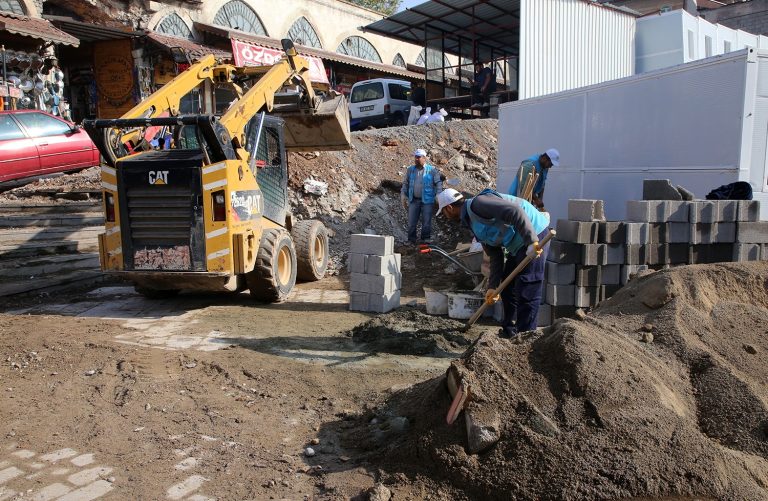 Dulkadiroğlu’ndan Kilit Parke Çalışması