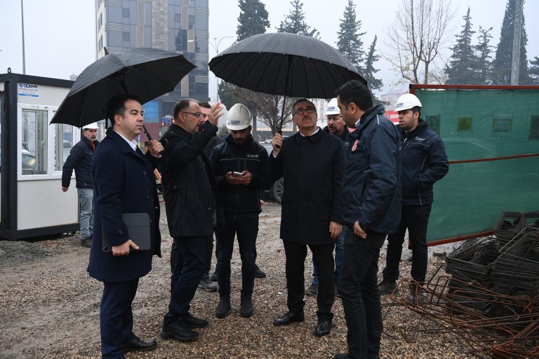 Başkan Güngör, Bakan Yardımcısı Gürgen ile Şehir Tasarım Alanlarını İnceledi