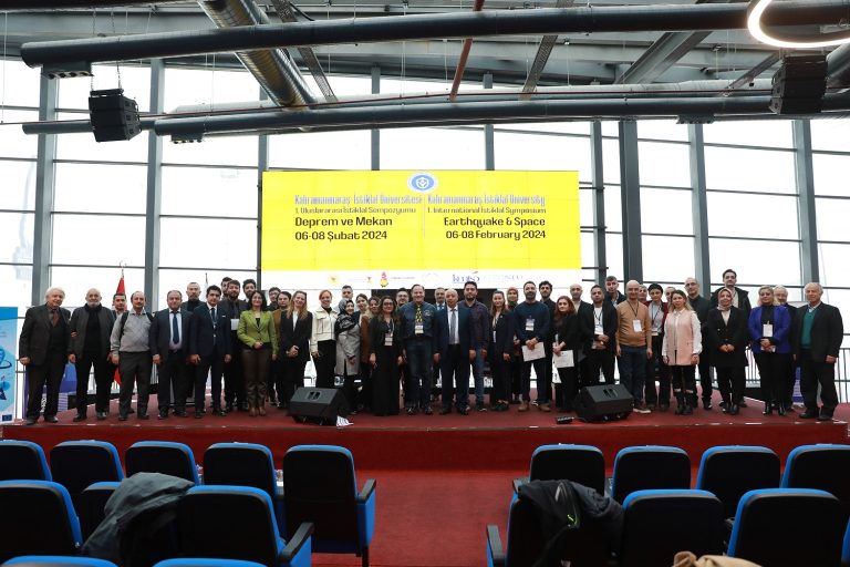 “1. Uluslararası İstiklal Sempozyumu – Deprem / Mekan”