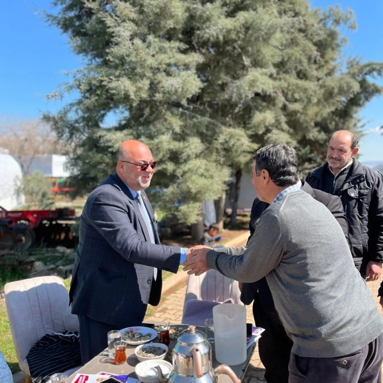 Çalışanlarımızla el ele hemşerilerimize hizmet götüreceğiz