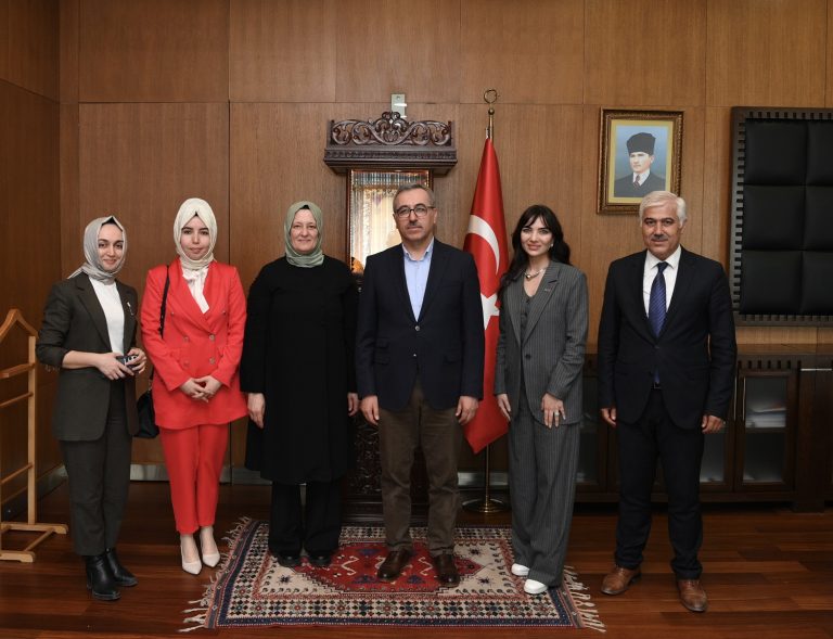 Yeşilay’dan Başkan Güngör’e Ziyaret