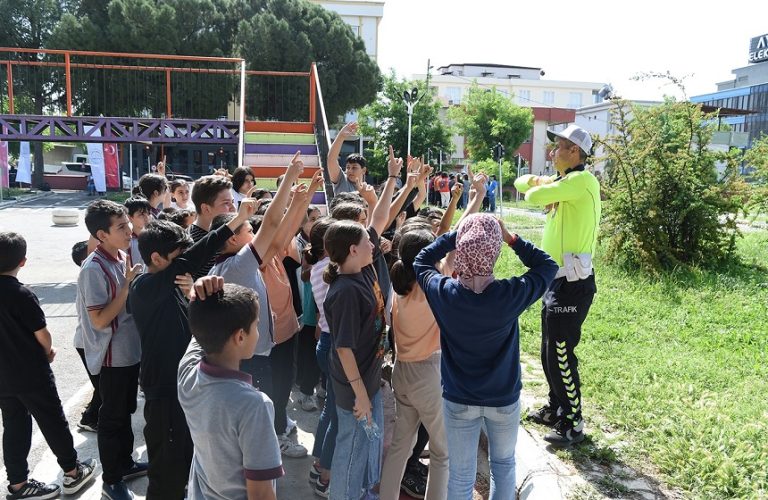 Dulkadiroğlu Trafik Eğitim Parkı Minik Öğrencileri Misafir Etti