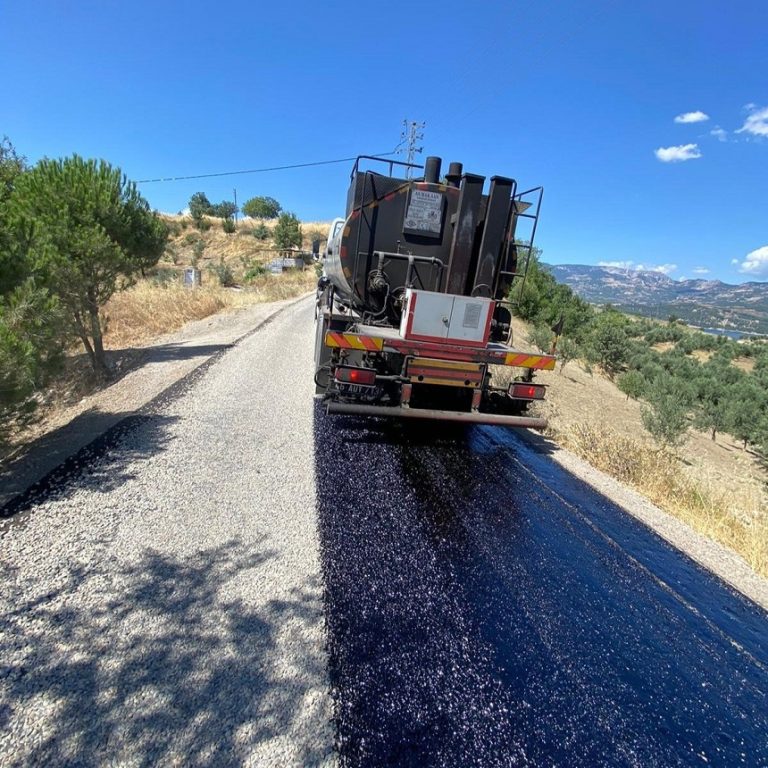 Büyükşehir Köseli’de 5 Kilometrelik Arteri Sathi Asfaltla Yeniledi