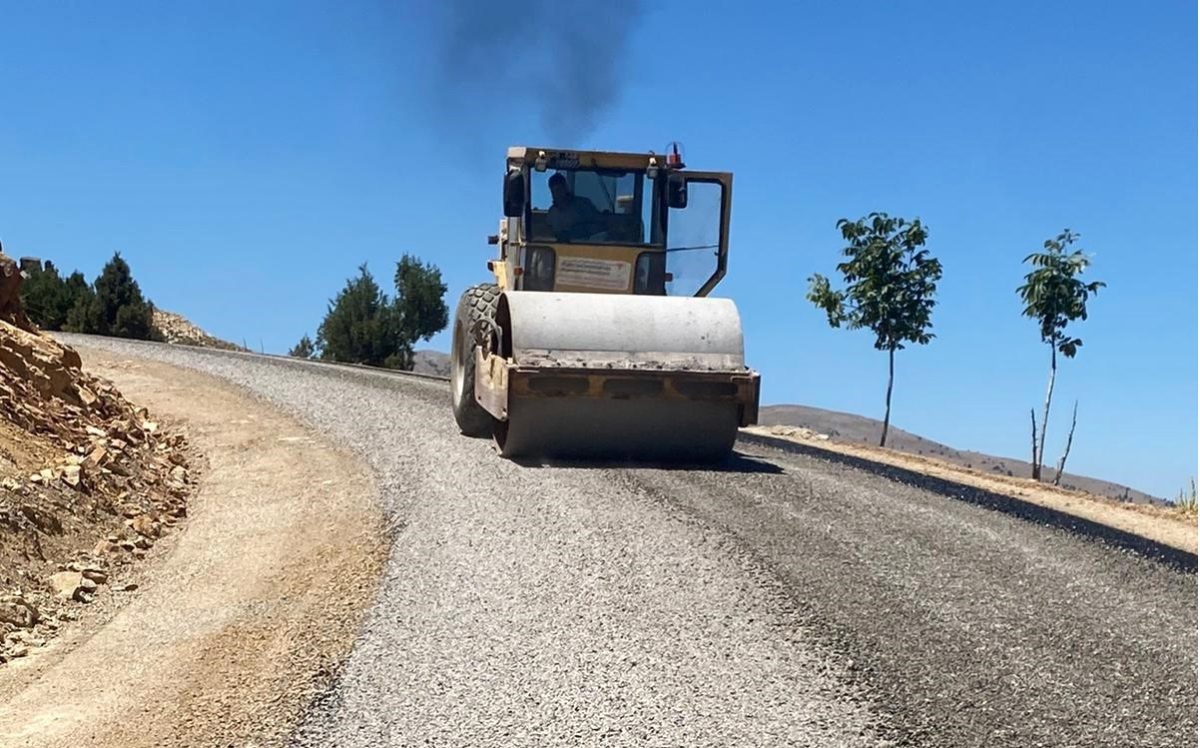 Maksutlu ve Bertiz Yeni Yoluna Kavuştu